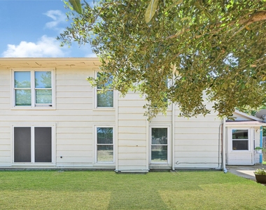 8031 Summer Place Drive - Photo Thumbnail 21