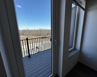 409 Elm - Photo Thumbnail 24