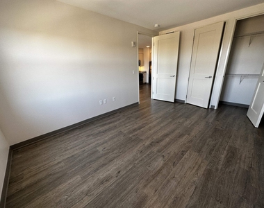 409 Elm - Photo Thumbnail 25