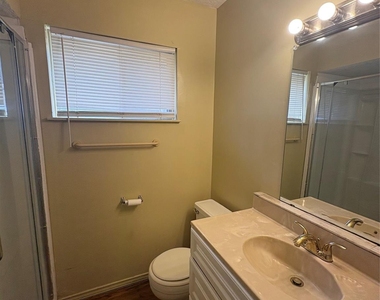 118 Honeysuckle Street - Photo Thumbnail 10