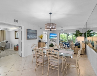 15525 Cedarwood Lane - Photo Thumbnail 5