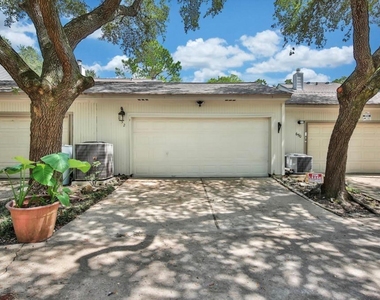 652 N Eldridge Parkway - Photo Thumbnail 18