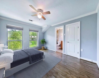 652 N Eldridge Parkway - Photo Thumbnail 14