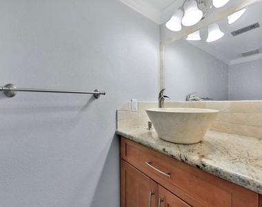 652 N Eldridge Parkway - Photo Thumbnail 9