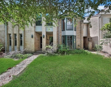 652 N Eldridge Parkway - Photo Thumbnail 1