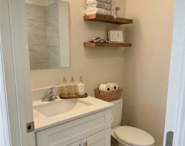 3405 10th Street Sw - Photo Thumbnail 8