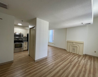 30 Hanover - Photo Thumbnail 16