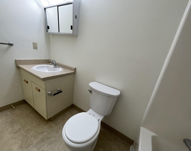 30 Hanover - Photo Thumbnail 36