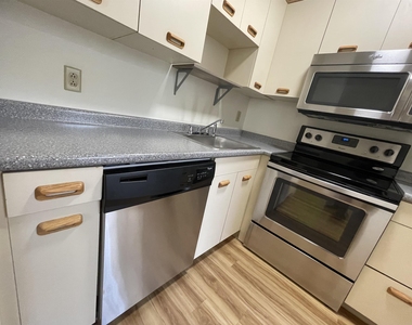 30 Hanover - Photo Thumbnail 11