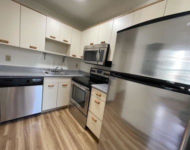 30 Hanover - Photo Thumbnail 10