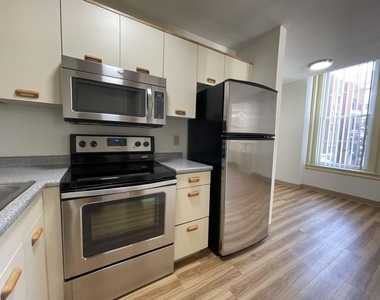 30 Hanover - Photo Thumbnail 13