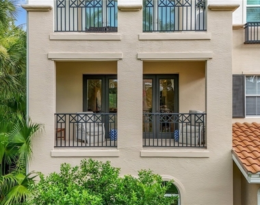 2805 Tiburon Boulevard E - Photo Thumbnail 20