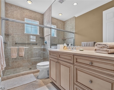 2805 Tiburon Boulevard E - Photo Thumbnail 15