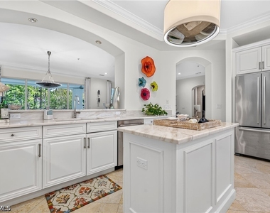 2805 Tiburon Boulevard E - Photo Thumbnail 7