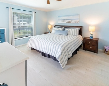 774 Wiggins Lake Drive - Photo Thumbnail 9