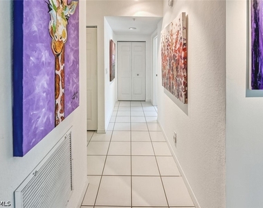 6910 Satinleaf Road N - Photo Thumbnail 14