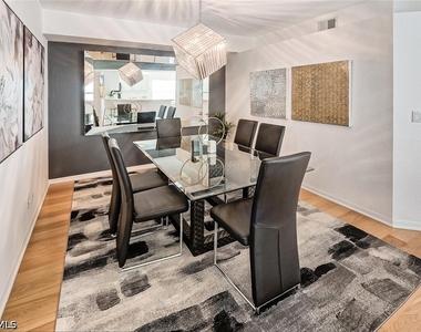 6910 Satinleaf Road N - Photo Thumbnail 9