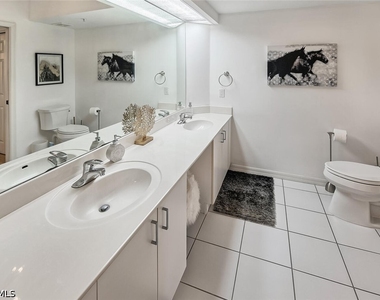 6910 Satinleaf Road N - Photo Thumbnail 13