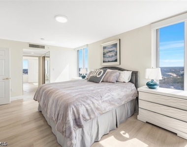 6849 Grenadier Boulevard - Photo Thumbnail 13