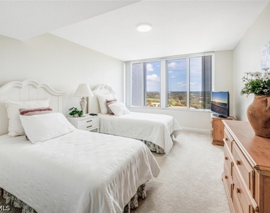6849 Grenadier Boulevard - Photo Thumbnail 19