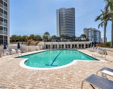 6849 Grenadier Boulevard - Photo Thumbnail 31