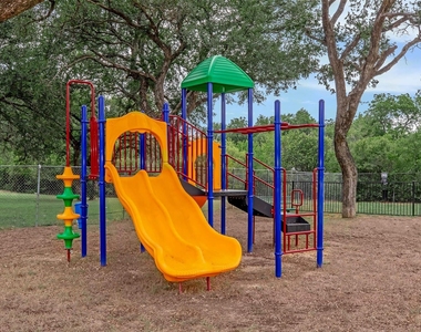 3001 Jane Lane - Photo Thumbnail 17