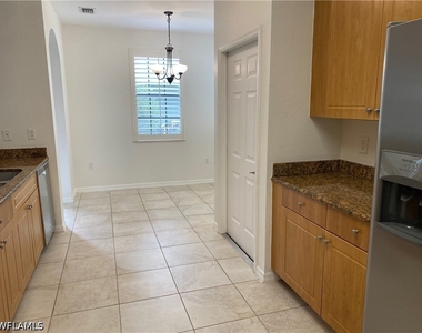 15270 Summit Place Circle - Photo Thumbnail 2
