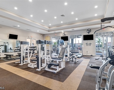 15270 Summit Place Circle - Photo Thumbnail 17