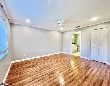 7749 Jewel Lane - Photo Thumbnail 11