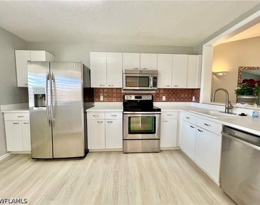 7749 Jewel Lane - Photo Thumbnail 5