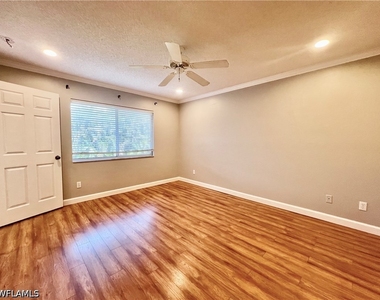 7749 Jewel Lane - Photo Thumbnail 17