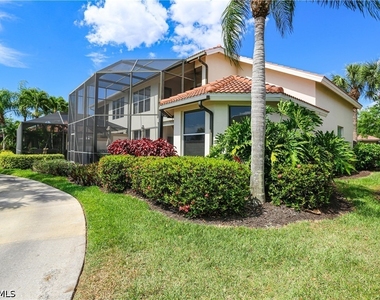 5945 Paradise Circle - Photo Thumbnail 12