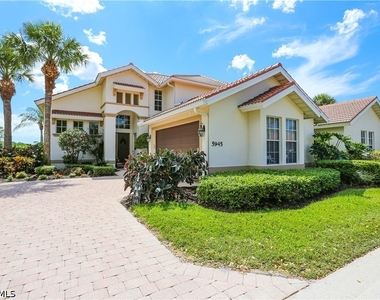 5945 Paradise Circle - Photo Thumbnail 4