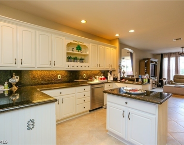 5945 Paradise Circle - Photo Thumbnail 40