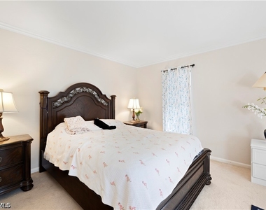 918 Cardinal Street - Photo Thumbnail 9