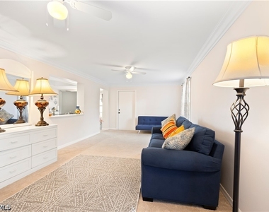 918 Cardinal Street - Photo Thumbnail 5