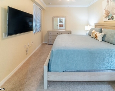 9826 Giaveno Circle - Photo Thumbnail 19