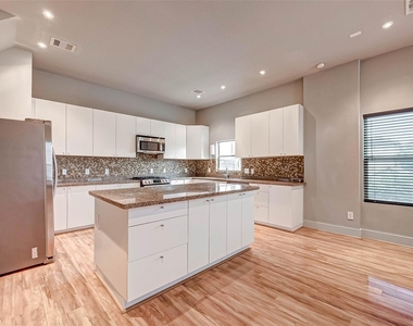 5111 Cornish Street - Photo Thumbnail 3