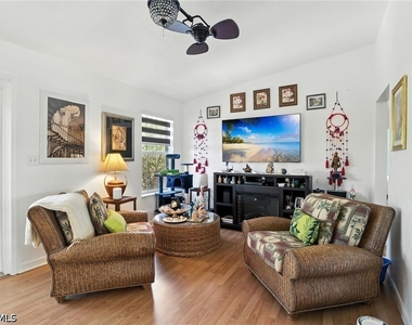 936 Panther Creek Lane - Photo Thumbnail 18