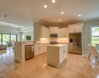 6560 Roma Way - Photo Thumbnail 8