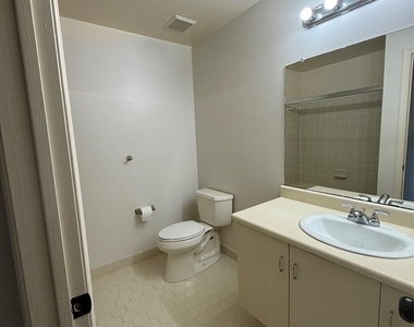 1186 Richmond - Photo Thumbnail 13