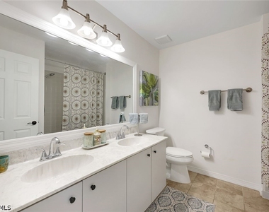 335 Lambton Lane - Photo Thumbnail 10