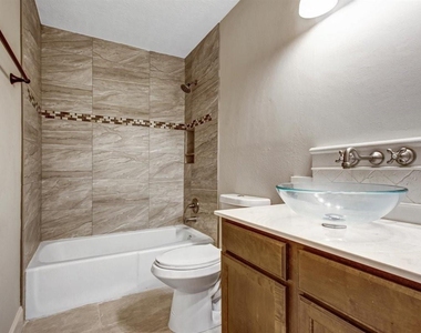 505 Foxmeadow Lane - Photo Thumbnail 25