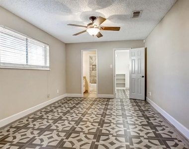 505 Foxmeadow Lane - Photo Thumbnail 19