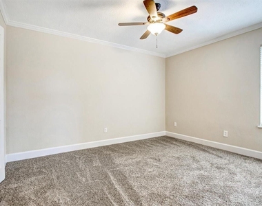 505 Foxmeadow Lane - Photo Thumbnail 26