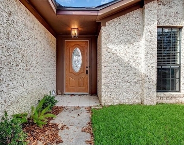 505 Foxmeadow Lane - Photo Thumbnail 8