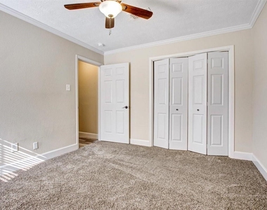 505 Foxmeadow Lane - Photo Thumbnail 27