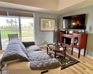 201 Albi Road - Photo Thumbnail 6