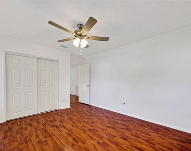 2328 Colleen Drive - Photo Thumbnail 18