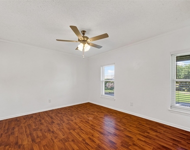 2328 Colleen Drive - Photo Thumbnail 17